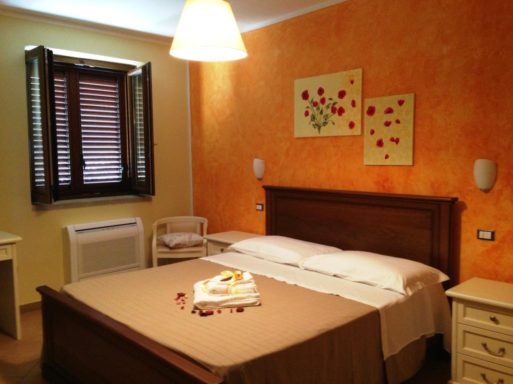 Bed and Breakfast Al Casale Dei Nonni Laureana Cilento Exterior foto