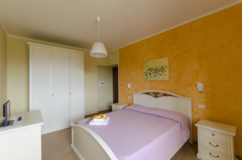 Bed and Breakfast Al Casale Dei Nonni Laureana Cilento Exterior foto