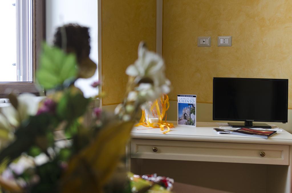 Bed and Breakfast Al Casale Dei Nonni Laureana Cilento Exterior foto